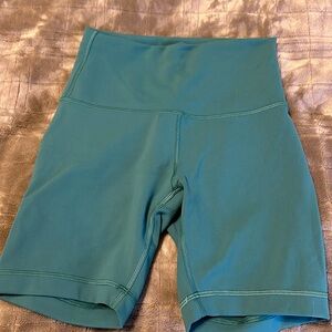 Lululemon Wunder train high rise short 6”